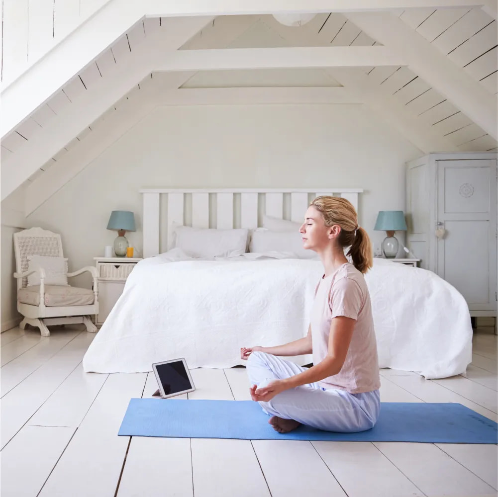 Cover image for research topic "Mindfulness in Internet and New Media"