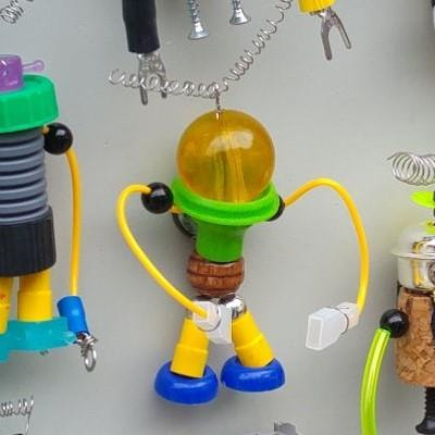 Cover image for research topic "Robots for Learning"
