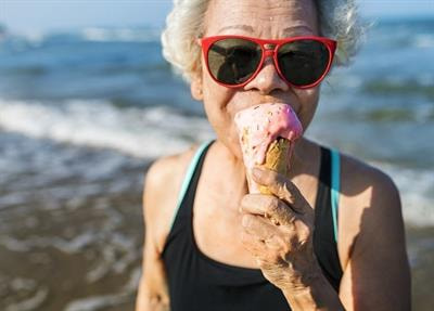 Cover image for research topic "Nutrition and Mental Health in the Aging population"
