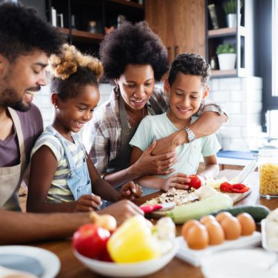 Cover image for research topic "Diet quality, Socioeconomic Differences, and Health Disparities"