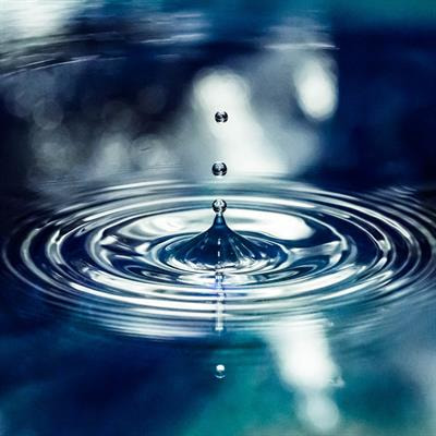 Cover image for research topic "Physics of Droplets"