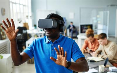 Cover image for research topic "Redirection-Based Locomotion Techniques  for more Immersive Virtual Reality Experiences"