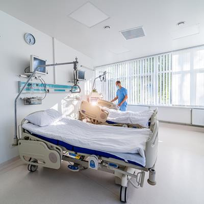Cover image for research topic "Novel Diagnostic and Prognostic Methods in Acute Kidney Injury Among Patients in Intensive Care Unit"