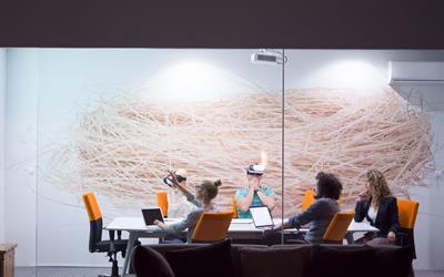 Cover image for research topic "Working mechanisms of design elements to facilitate learning in extended reality"