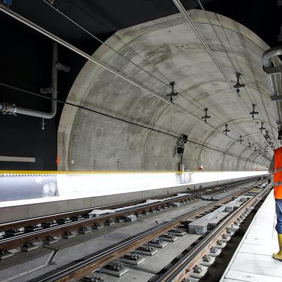 Cover image for research topic "Disaster risk and resilience assessment of multi-utility transportation infrastructure and urban projects"