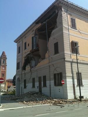 Cover image for research topic "New Challenges for Seismic Risk Mitigation in Urban Areas"
