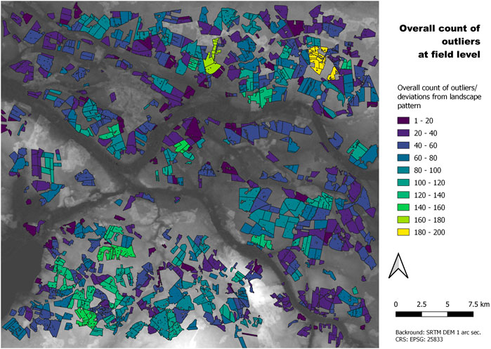Map showing the overall count of outliers at field level. Various colors represent different ranges of outliers, from 1-20 in dark purple to 180-200 in yellow. The background is a grayscale topographic map, with a scale bar indicating distances up to 7.5 kilometers.