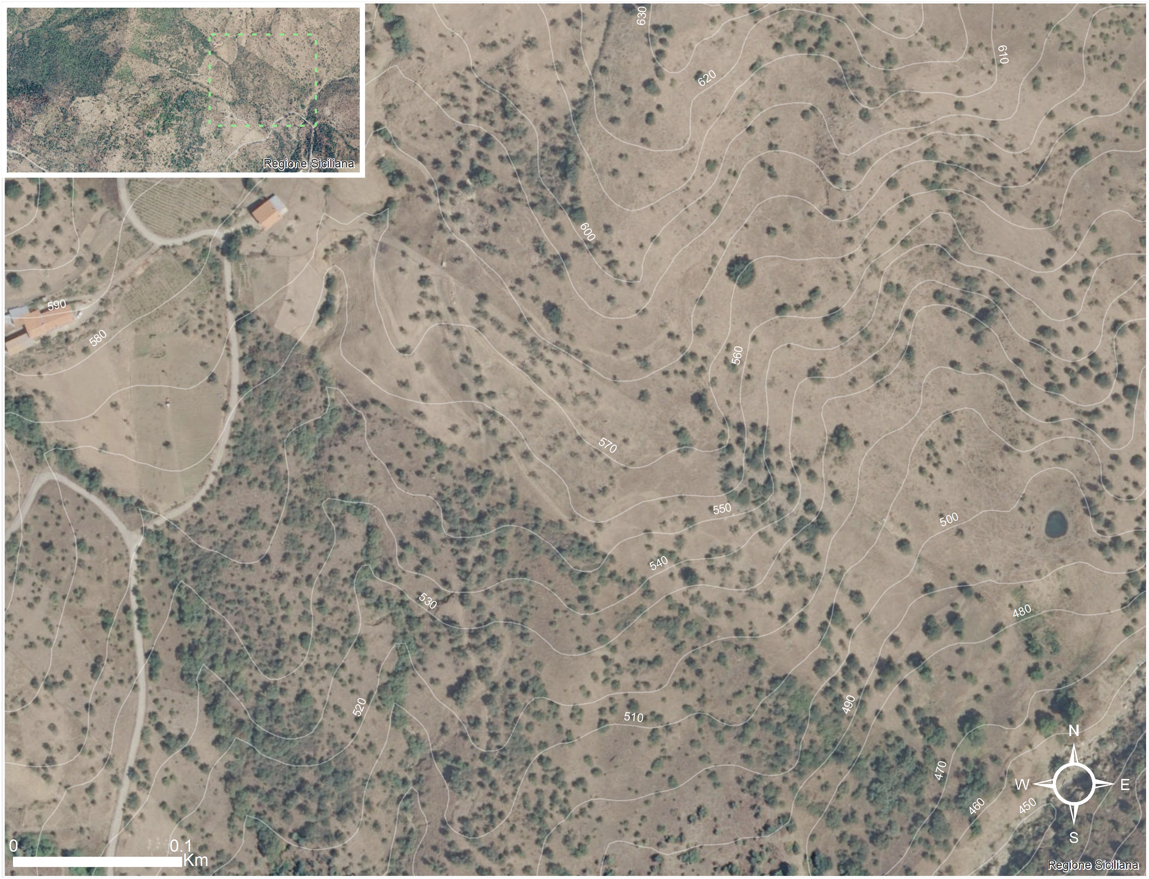 A topographic map shows a rural landscape with contour lines indicating elevation changes, ranging from 450 to 640 meters. Sparse vegetation and scattered trees are visible across rolling hills. A few structures and roads are present in the upper left corner. An inset in the top left displays a zoomed-out view of the region. The compass rose indicates north.