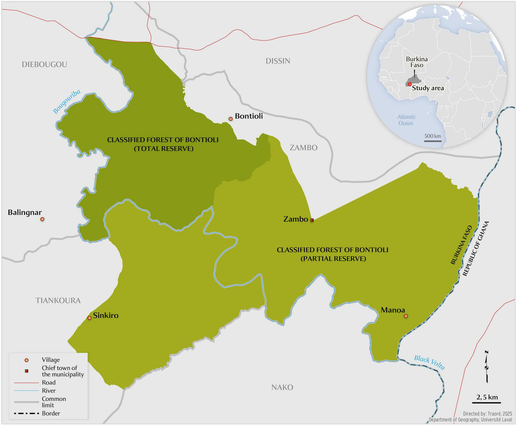 Maps showing the Classified Forest of Bontioli in Burkina Faso, divided into a total reserve and a partial reserve. Villages like Balingnar, Manoa, Bontioli, Sinkiro are marked, along with chief town Zambo. The map includes roads, rivers, and borders, with a smaller inset map highlighting the study area’s location in Africa.
